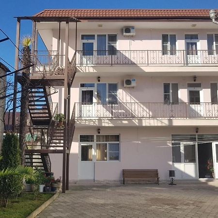 Holidays In Sukhum Sochumi Exterior foto